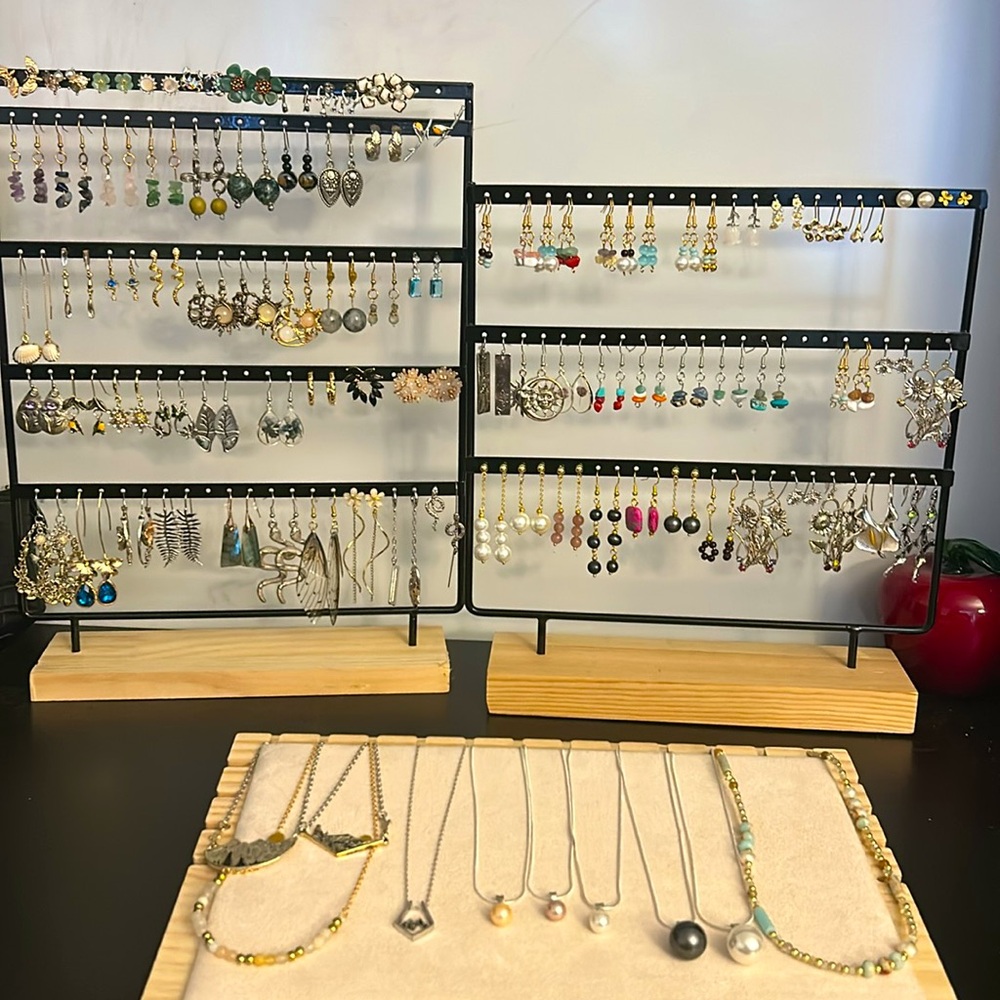 JEWELRY LIVE SHOW!! Like this listing to be Notified!